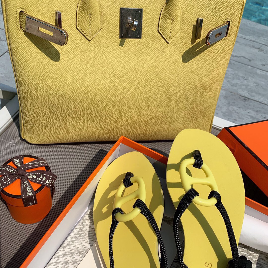 Hermes holiday series 🌈🏝🌤 pig nose flip flops sandals