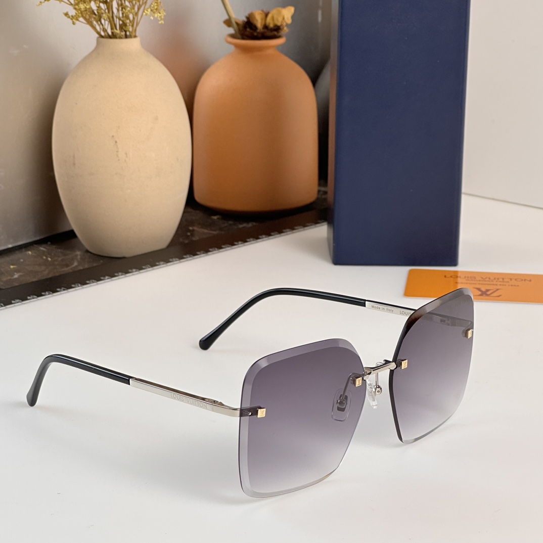 LOUIS VUITTON✨✨✨MODEL：Z1709U