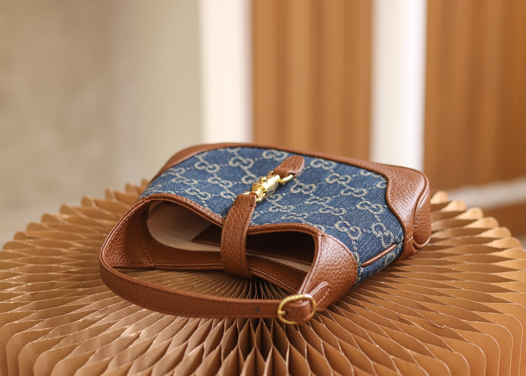 GUCCI 𝙅𝙖𝙘𝙠𝙞𝙚 1961 𝙈𝙞𝙣𝙞Retro Denim Series Original Leather #637092