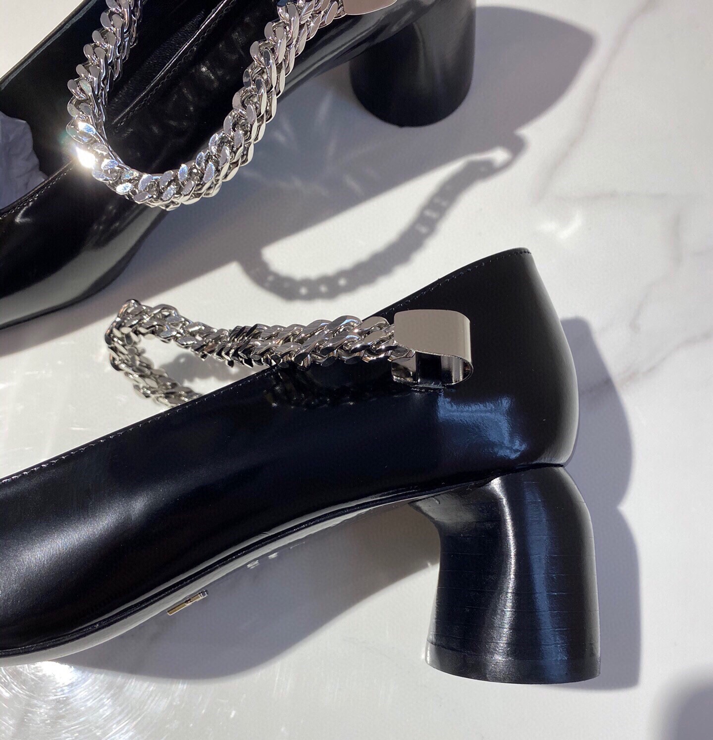 1017 ALYX 9SM chain high heels