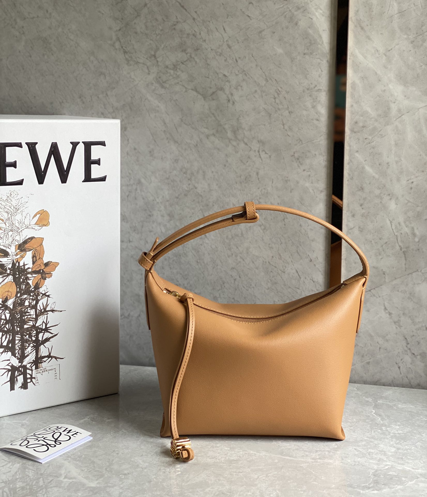 LOEWE cubi full leather lunch box bag