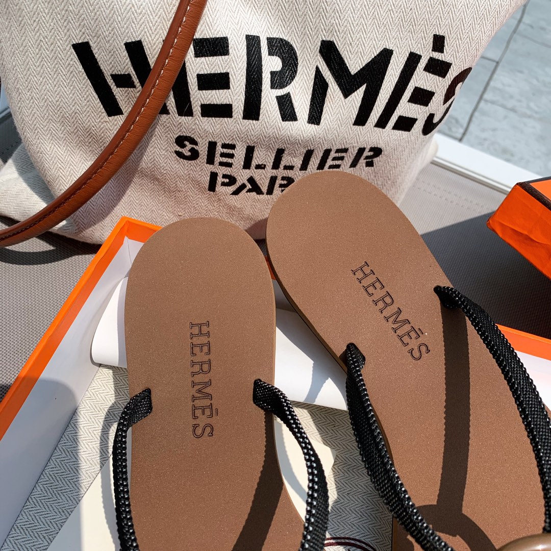 Hermes holiday series 🌈🏝🌤 pig nose flip flops sandals