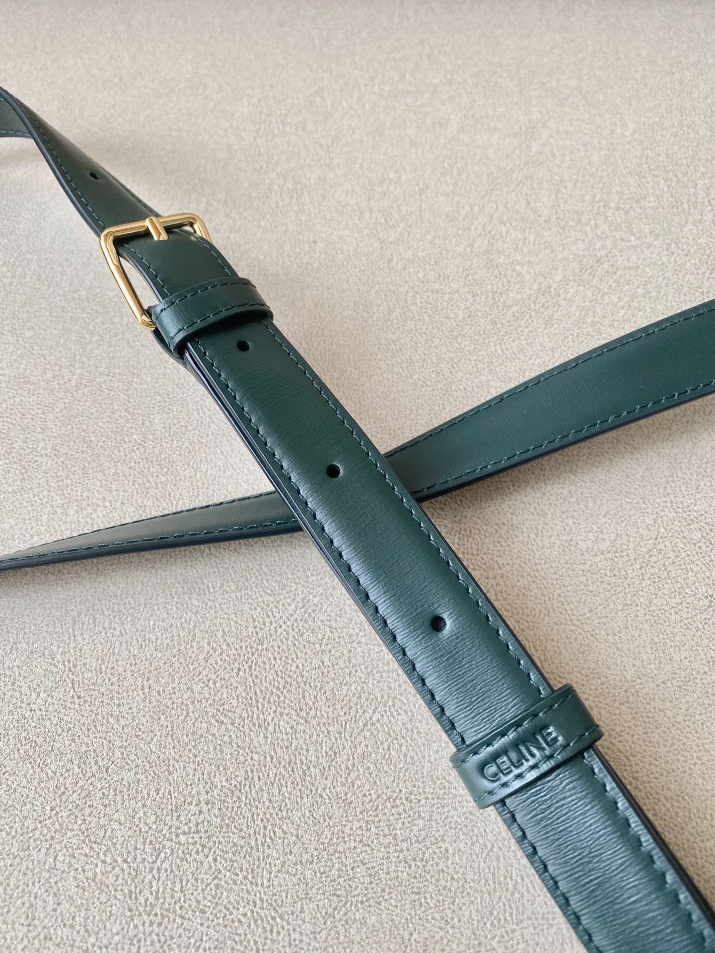 𝐂𝐞𝐥𝐢𝐧𝐞 Triomphe Medium 22.5cm