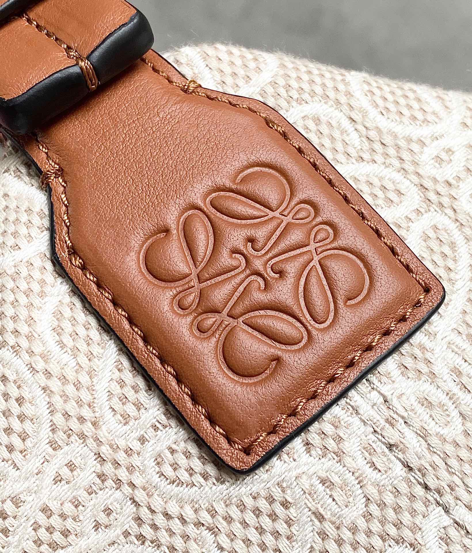 LOEWE cubi bento bag