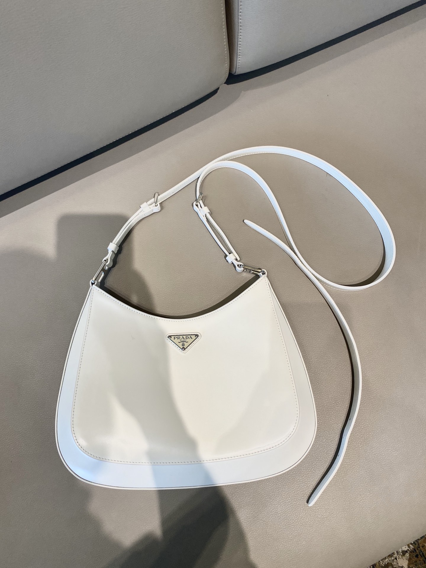 𝐏𝐑𝐀𝐃𝐀  Large Double Shoulder Strap Underarm Bag