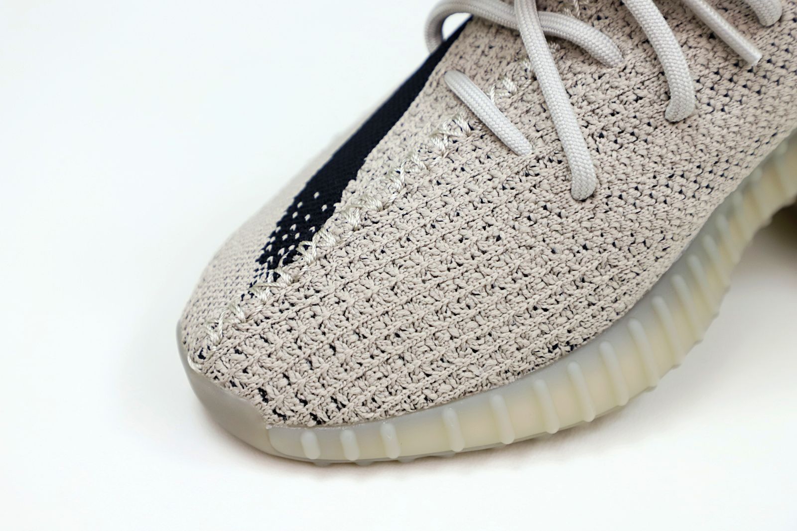 Yeezy boost 350 v2 slate