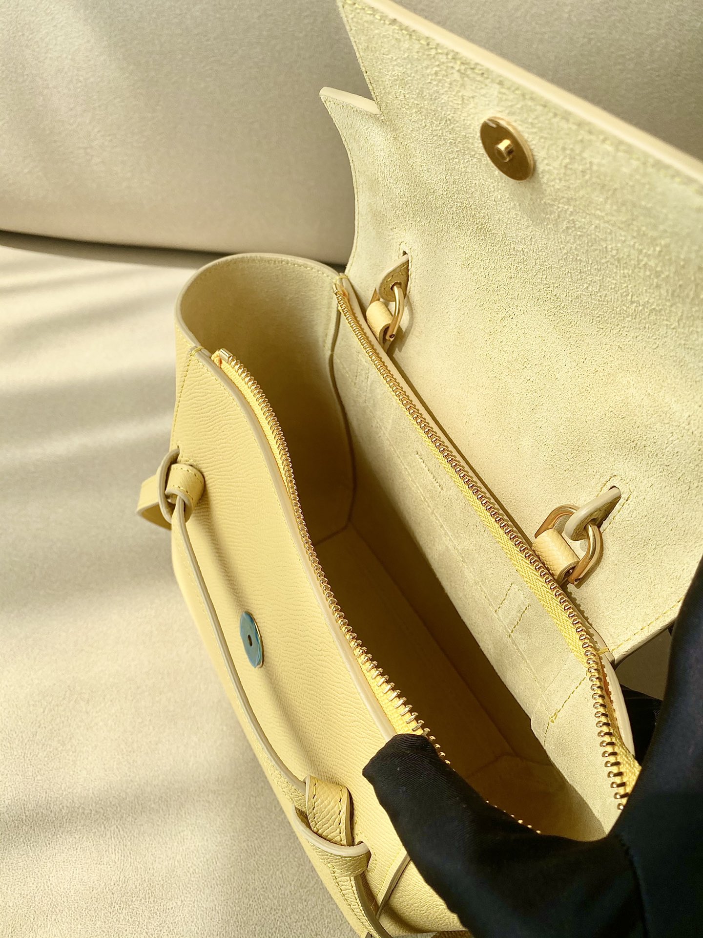 𝐂𝐞𝐥𝐢𝐧𝐞 Belt Bag Catfish Bag Small Grained Calfskin