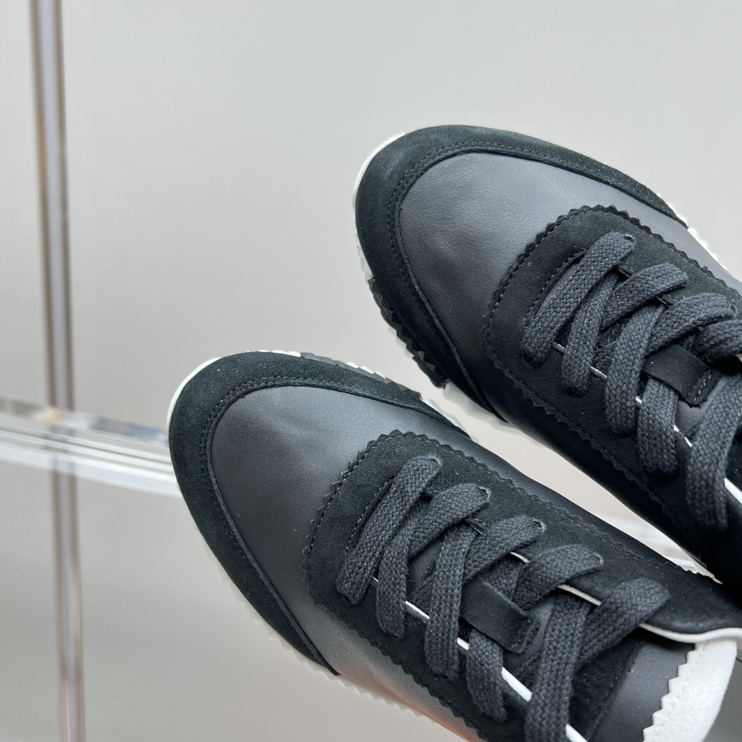 Hermes Bouncing couple 👫 sneakers