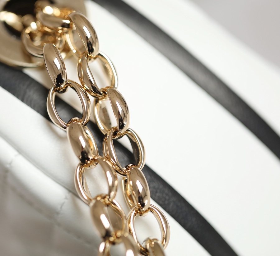 DIOR VIBE small dumpling bag