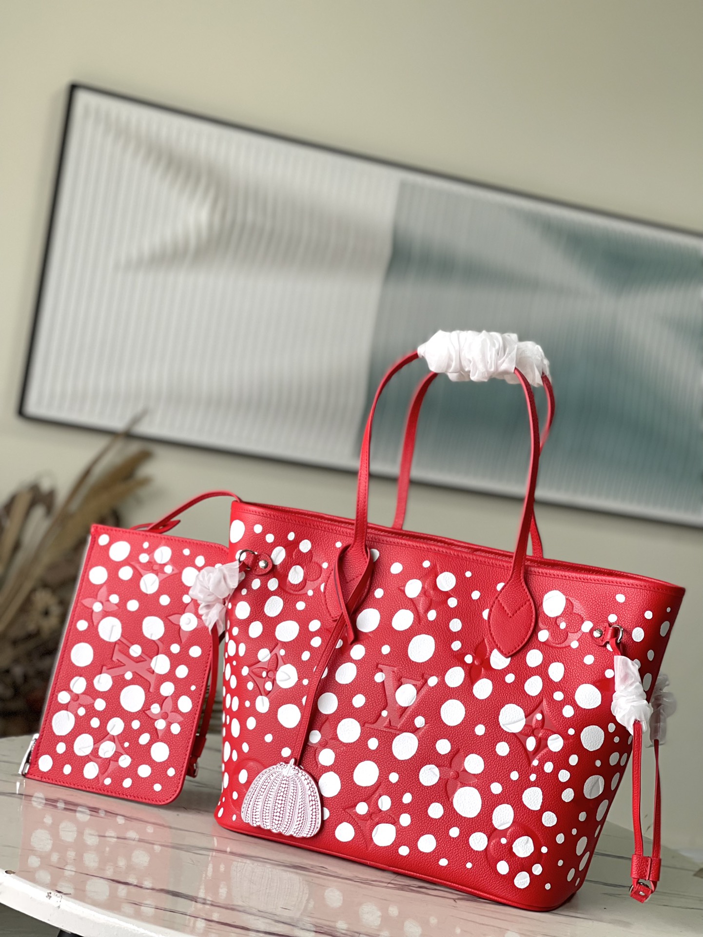 𝐋𝐎𝐔𝐈𝐒 𝐕𝐔𝐈𝐓𝐓𝐎𝐍     M46422