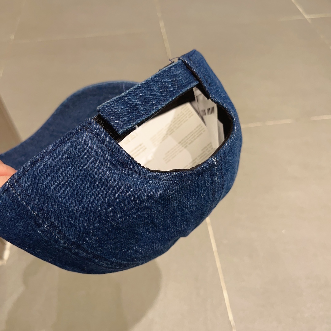 MIU MIU denim cap