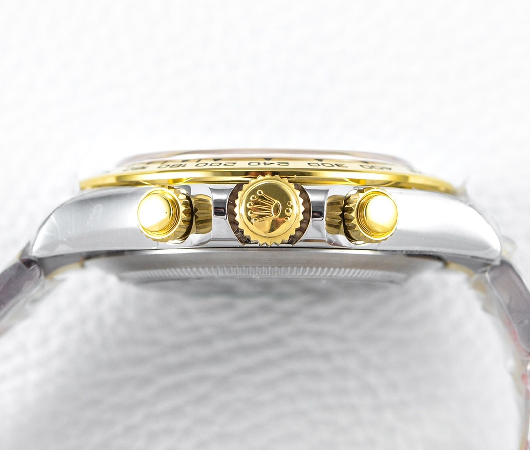 Rolex Trithong had his own Cal.4130