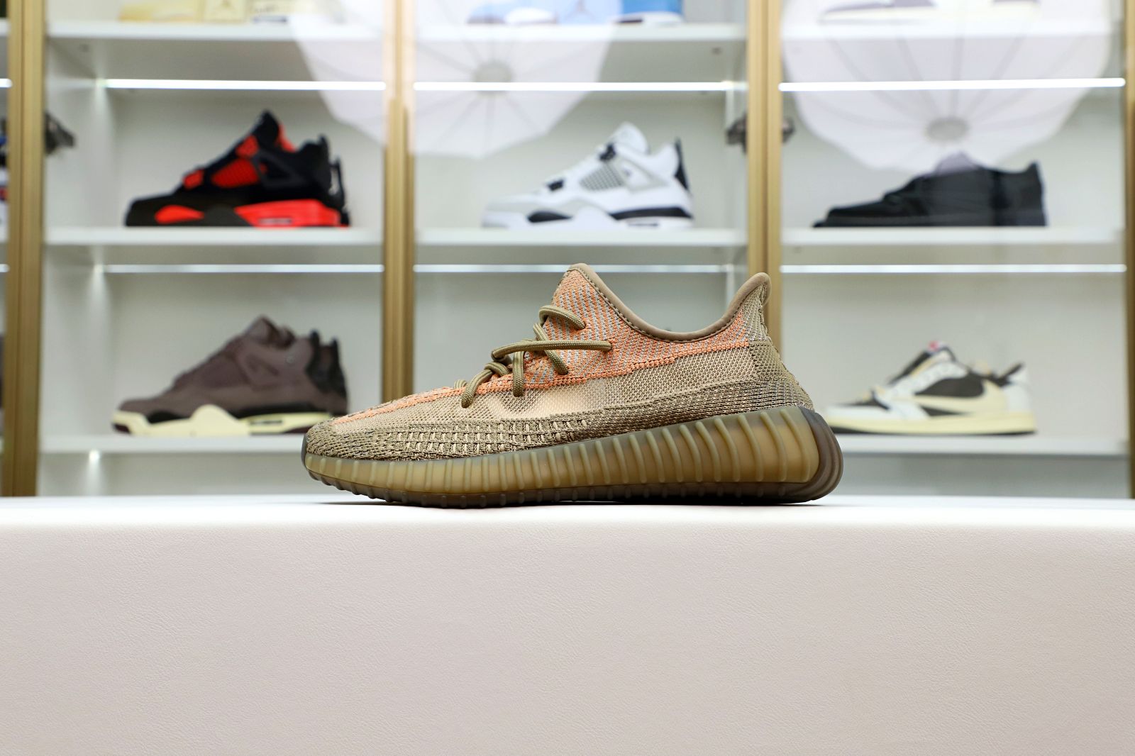 Yeezy boost 350 v2 sand