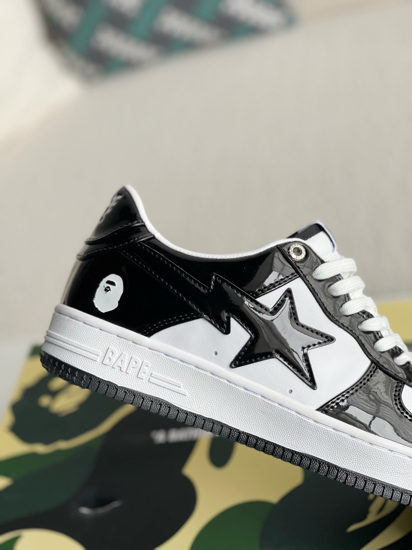 A BATHING APE Mens BAPE STA LOW SNEAKER