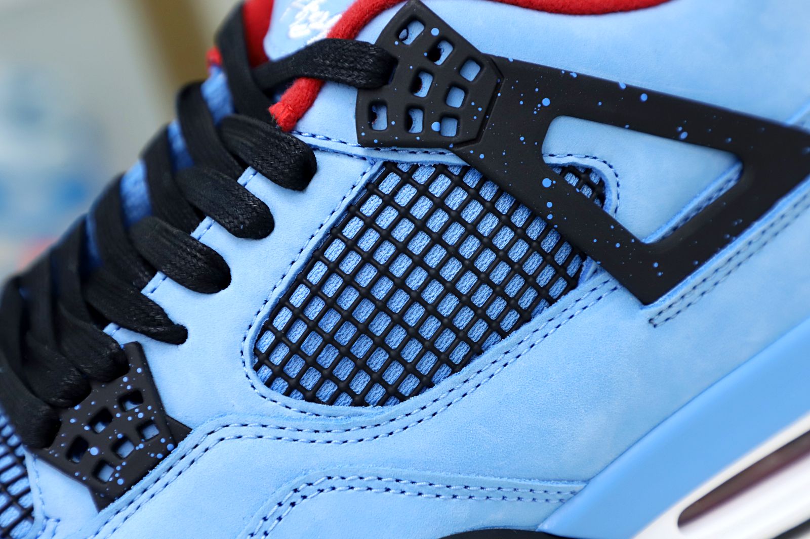 TRAVIS SCOTT X AIR JORDAN 4 RETRO CACTUS JACK FRIENDS & FAMILY