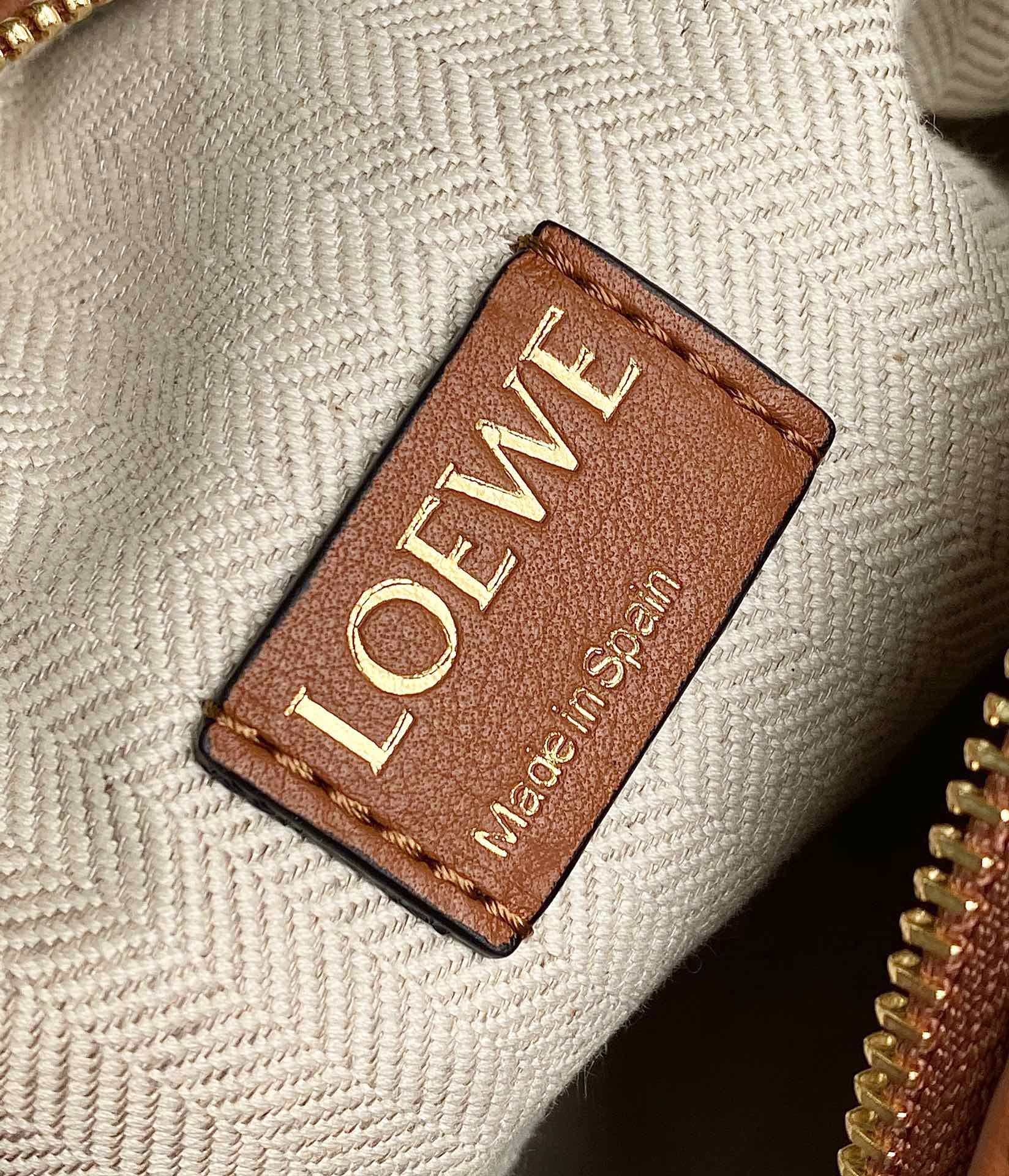 LOEWE cubi bento bag