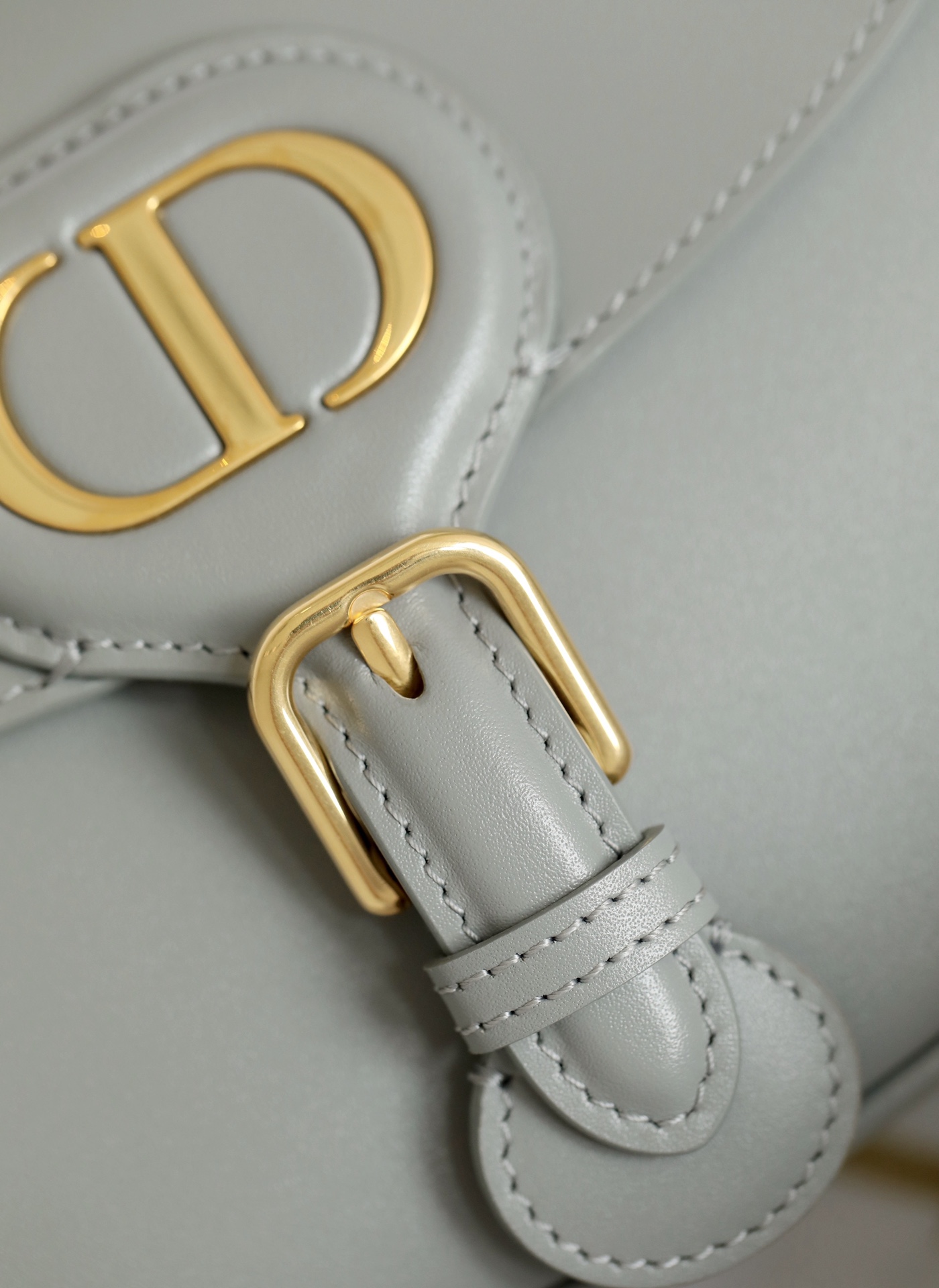 Trianon Grey (Rock Grey) arrives ‼️ small 𝙙𝙞𝙤𝙧 𝙗𝙤𝙗𝙗𝙗𝙮