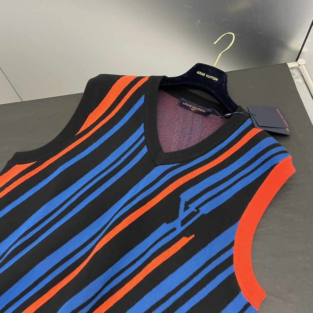 Louis Vuitton Sheep wool knitted vest