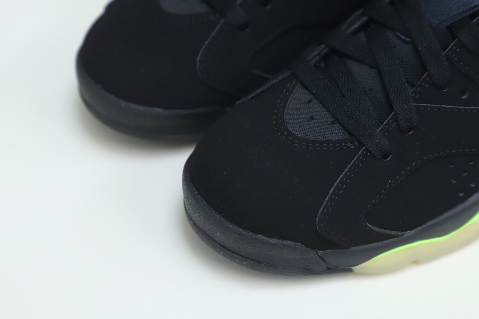 AIR JORDAN 6 RETRO ELECTRIC GREEN