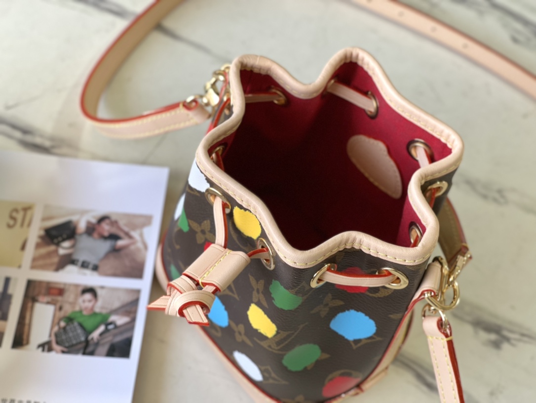 𝐋𝐎𝐔𝐈𝐒 𝐕𝐔𝐈𝐓𝐓𝐎𝐍   M81836