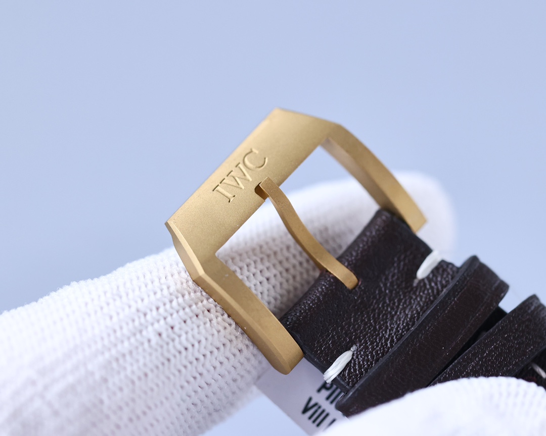 IWC- Spitfire Bronze automatic mechanical watch Titanium caseback