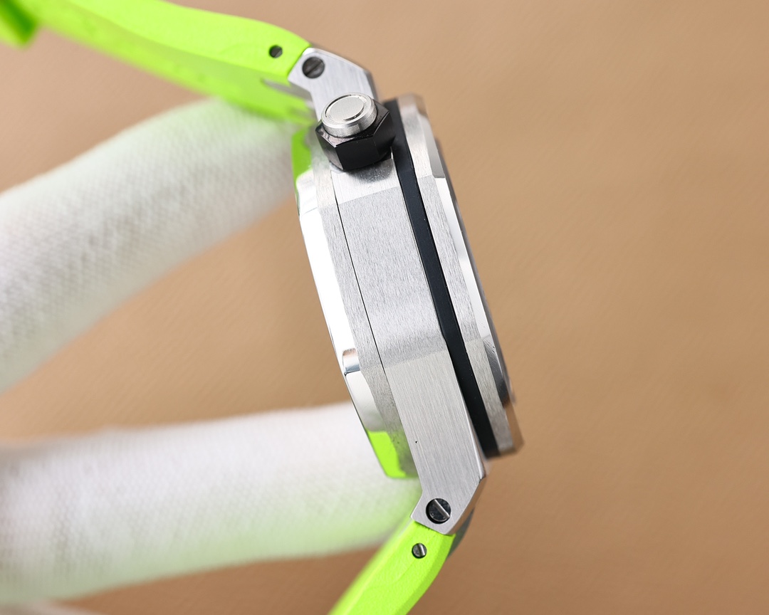 Audemars Piguet 26703 Chronograph Automatic Men's Watch