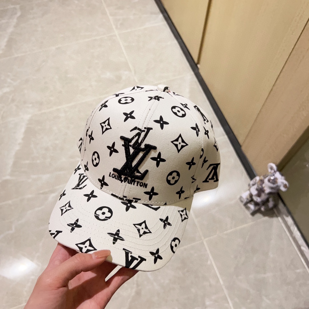Louis Vuitton baseball cap