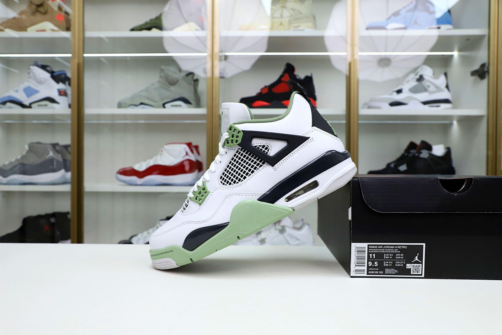 AIR JORDAN 4 SEAFOAM