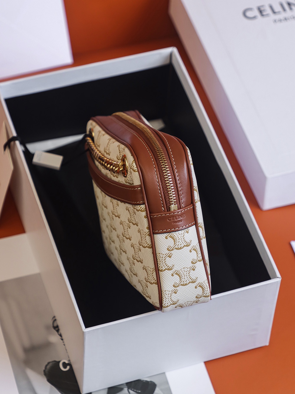 𝐂𝐞𝐥𝐢𝐧𝐞  𝐏𝐀𝐓𝐀𝐏𝐀𝐍𝐒 #196252