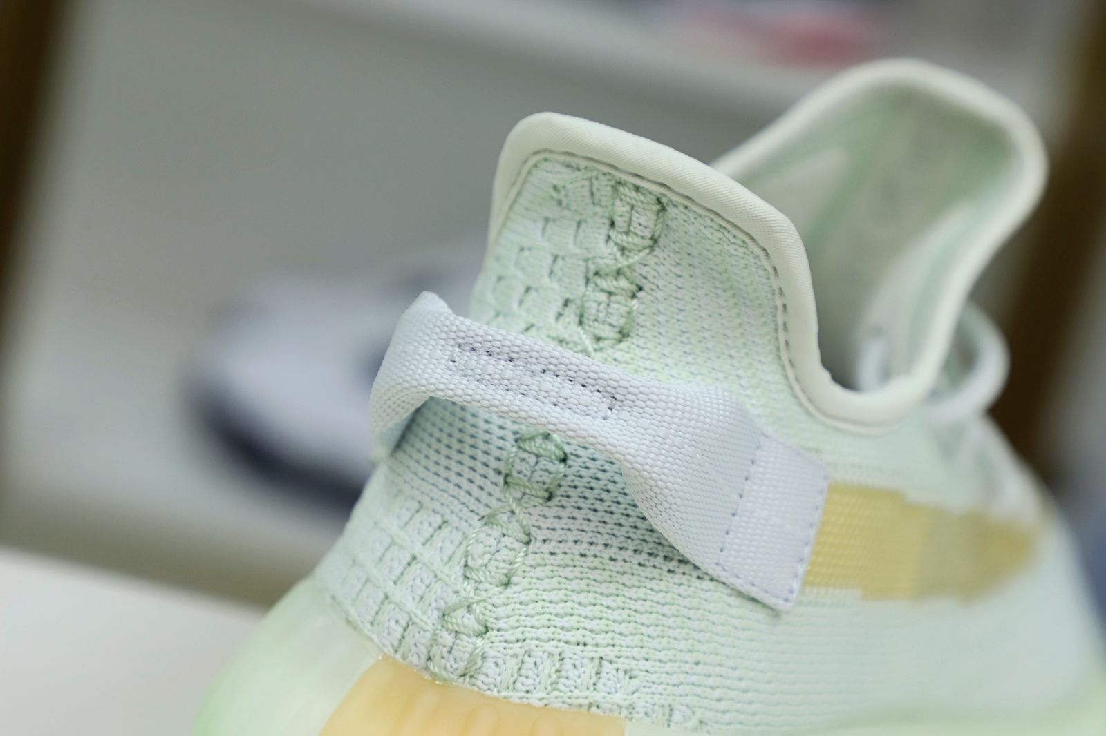 YEEZY BOOST 350 V2 HYPERSPACE