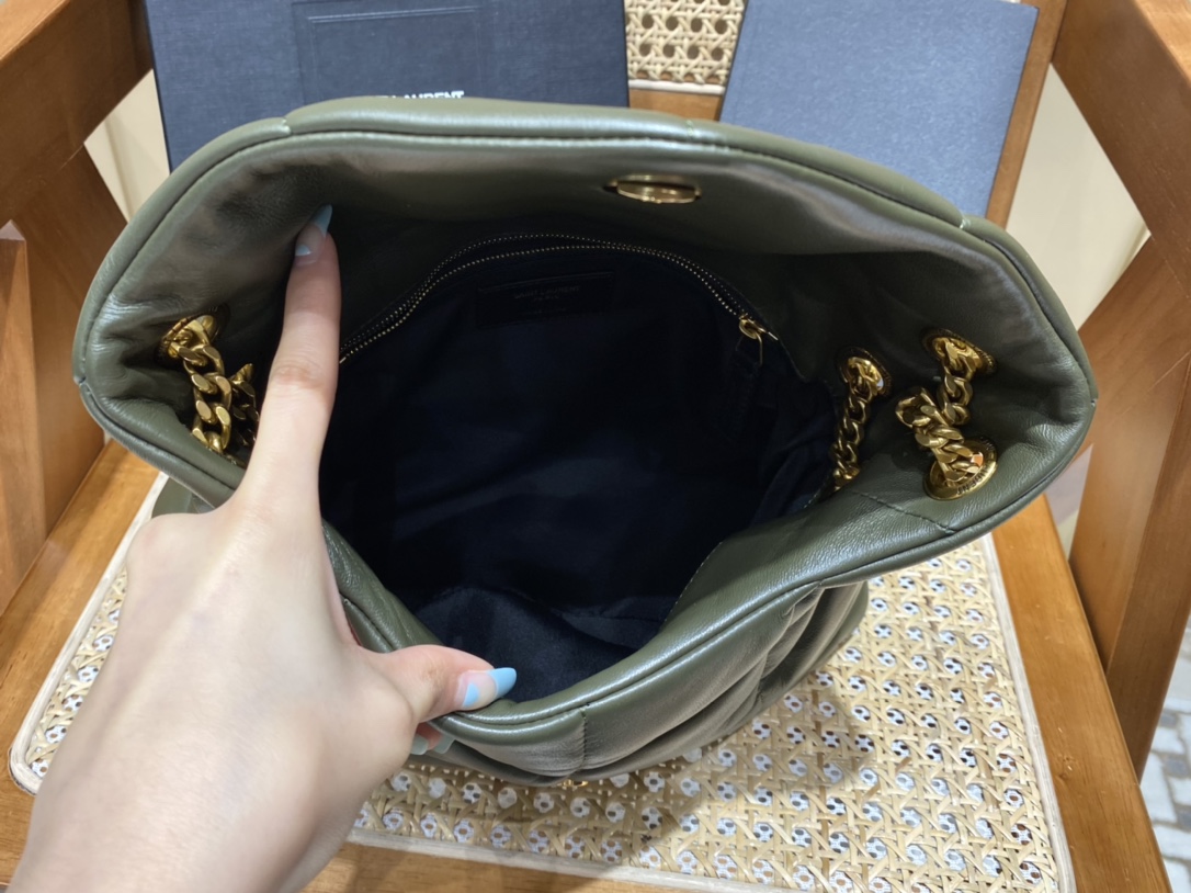 SAINT LAURENT #𝙇𝙤𝙪𝙇𝙤𝙪 𝙥𝙪𝙛𝙛𝙚𝙧#57747(large gold buckle)