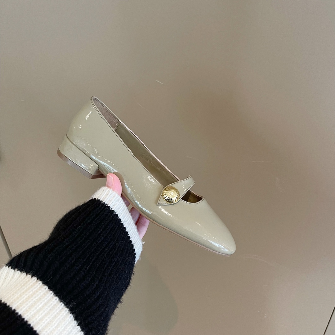 𝐑𝐨𝐫𝐧𝐧𝐢𝐢 ｜𝟐𝟎𝟐𝟐/𝐒𝐒 𝐧𝐞𝐰 Niche design vintage French ballet handmade shoes Mary Jane single shoes