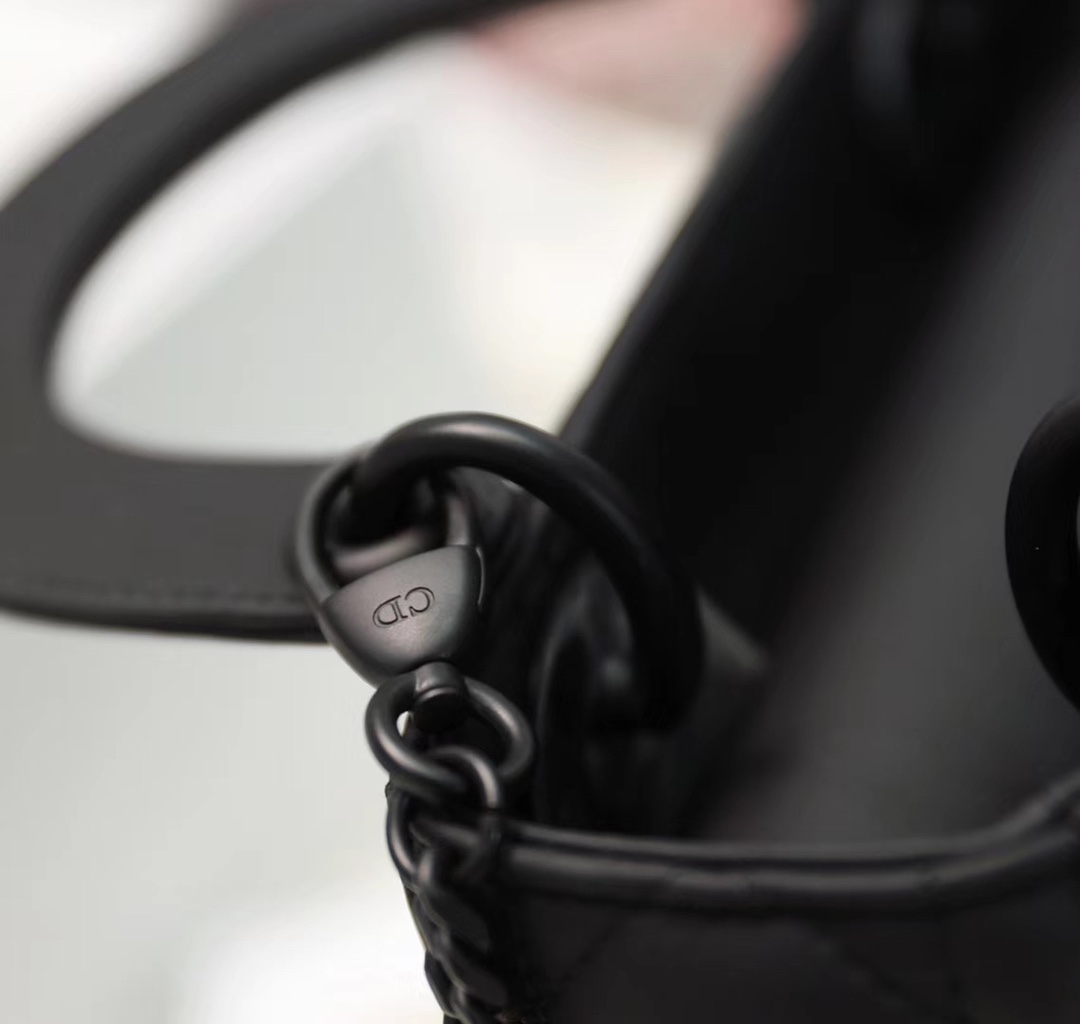 Three compartments So black🖤 Lady Dior Ultra Mat Pocket Handbag