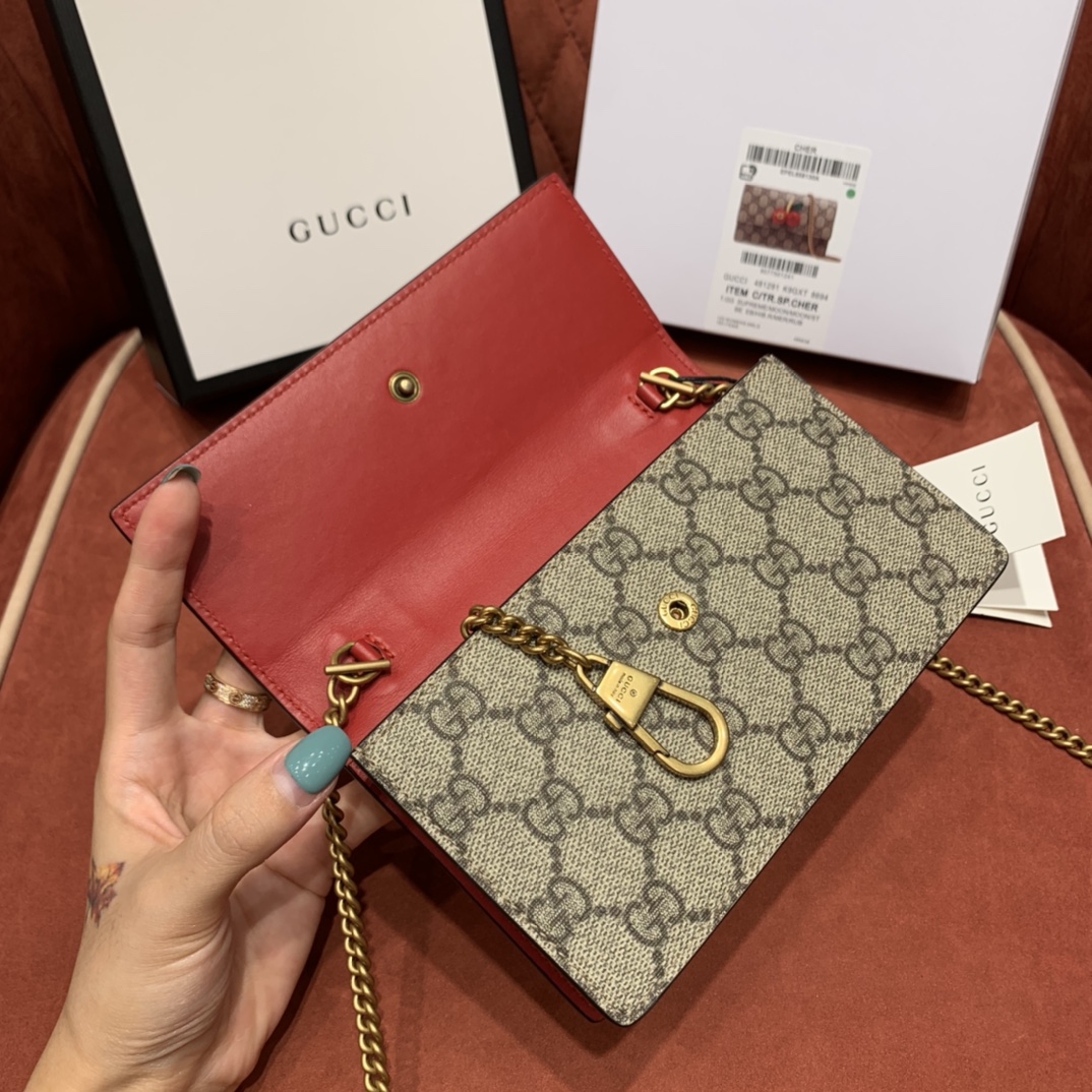 GUCCI  𝗌𝗎𝗉𝗋𝖾𝗆𝖾 𝗆𝗂𝗇𝗂 𝗐𝗂𝗍𝗁 𝖼𝗁𝖾𝗋𝗋𝗂𝖾𝗌 # 481291