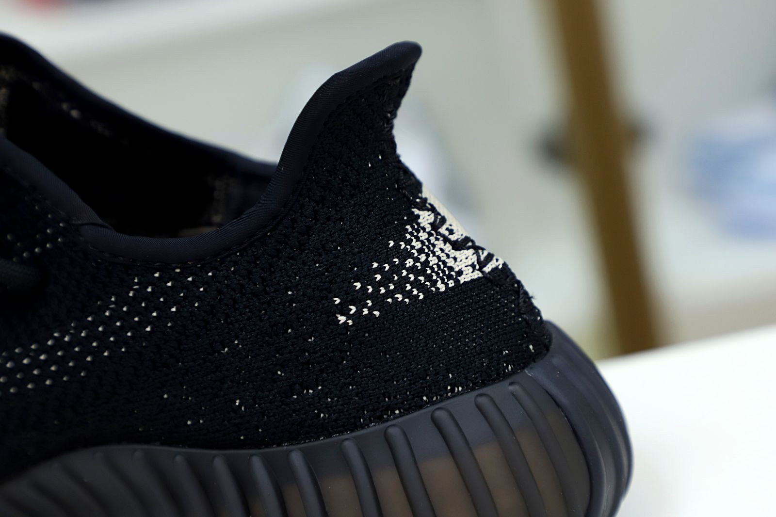 YEEZY BOOST 350 V2 MONO CLAY