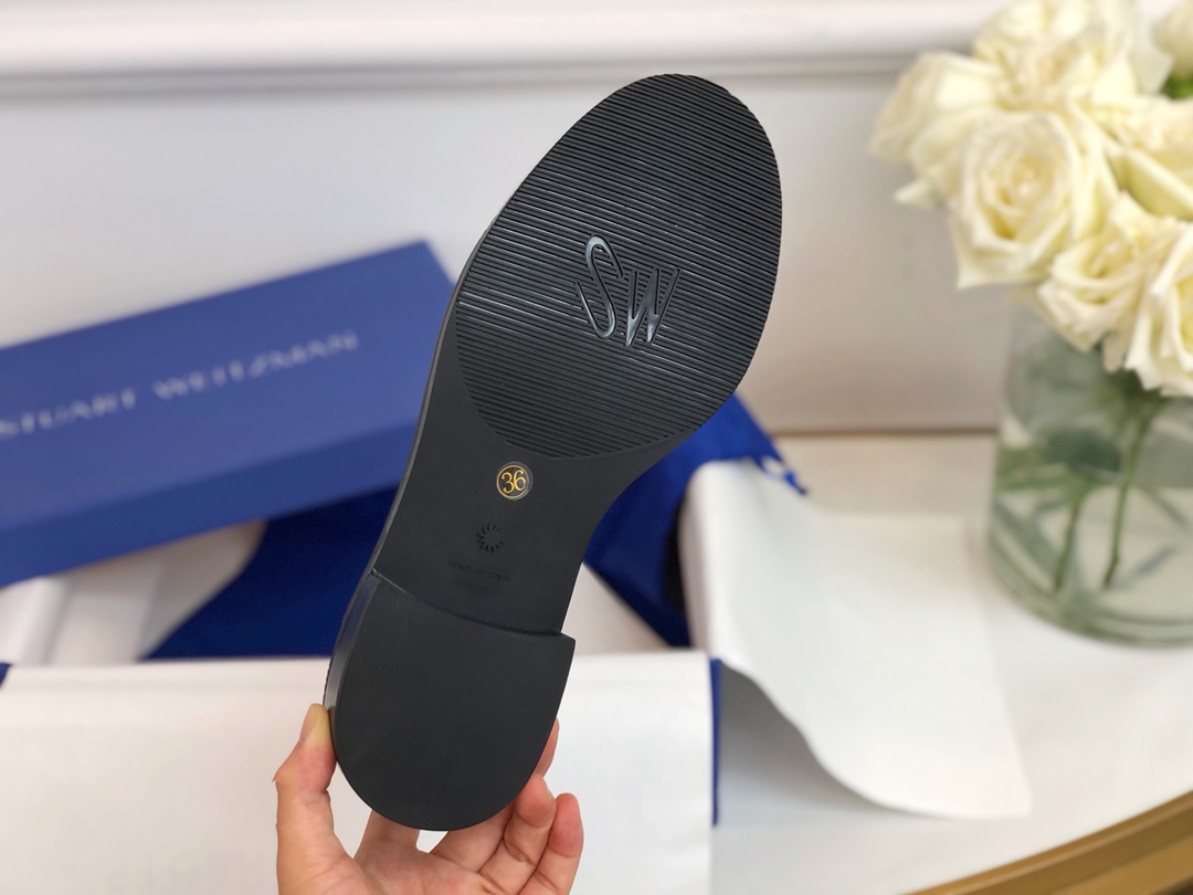 STUART WEITZMAN w Super good wearable Louboutins 〰️ million years classic small leather shoes