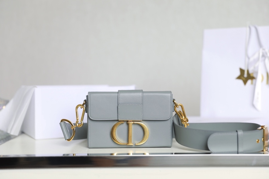 Montaigne Rock Grey 𝙢𝙞𝙣𝙞𝙞 box bag