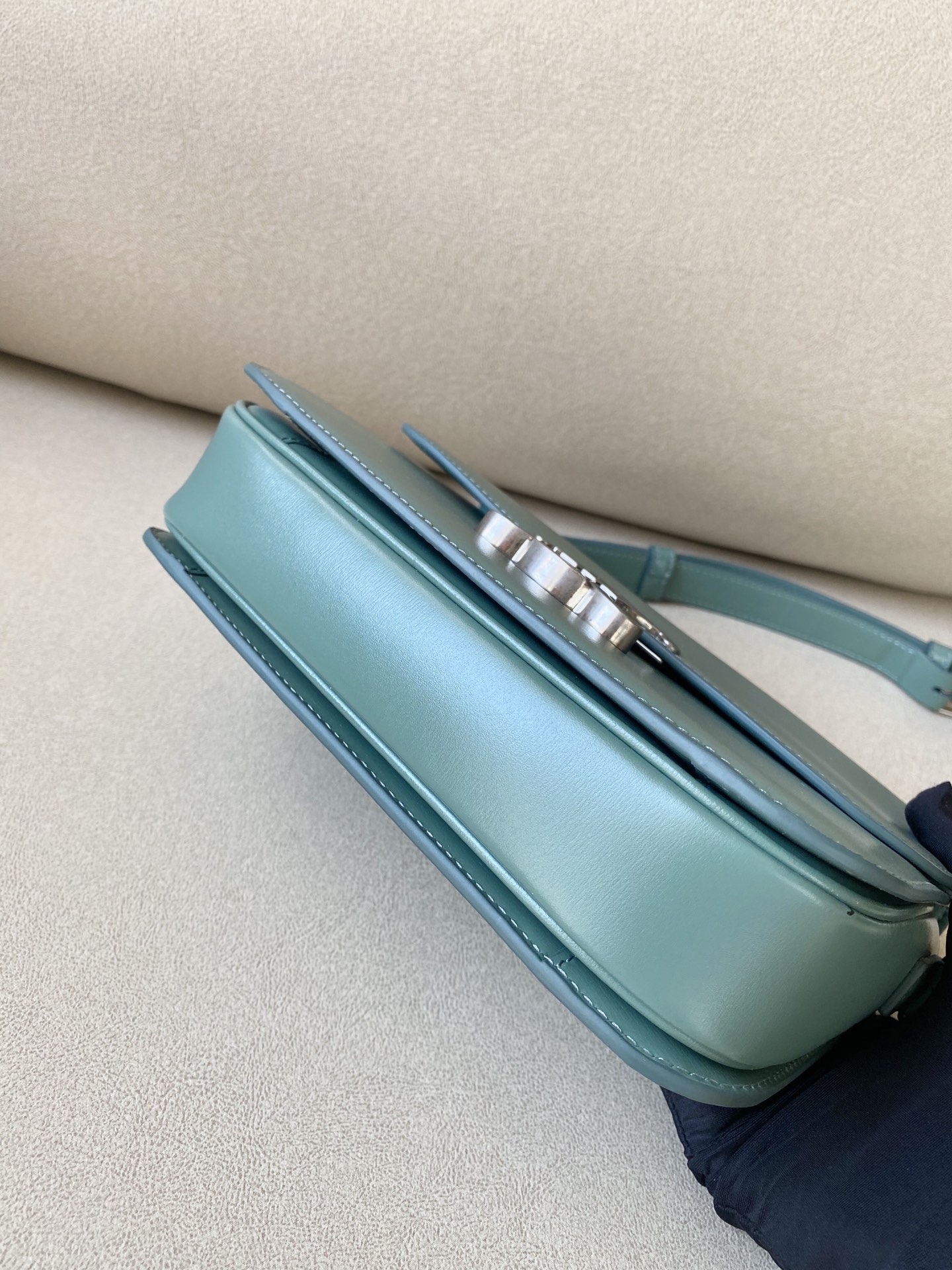 𝐂𝐞𝐥𝐢𝐧𝐞 Triomphe Medium 22.5cm