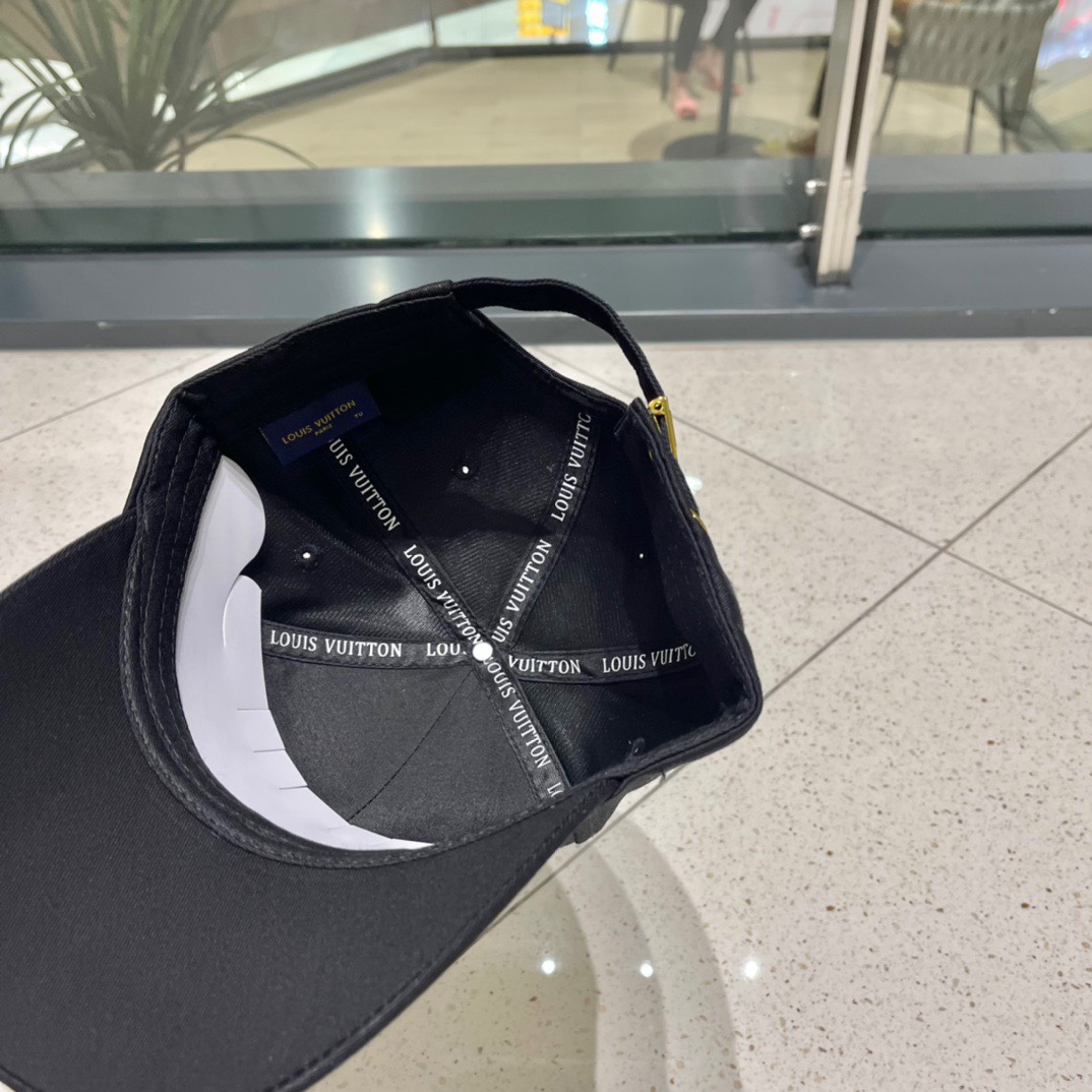 louis vuitton baseball cap