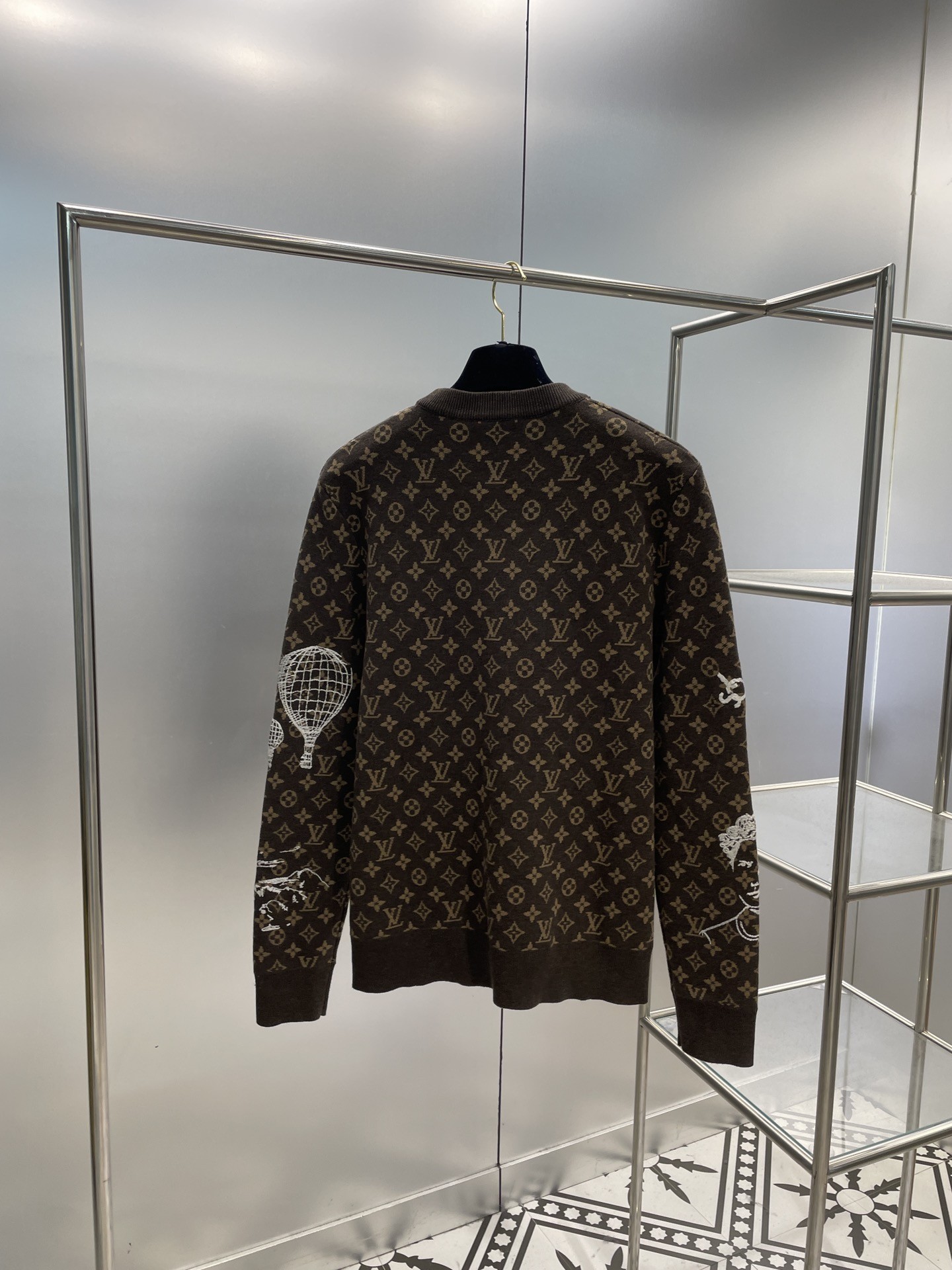 Louis Vuitton Full body LVSE MONOGRAM crew neck shirt
