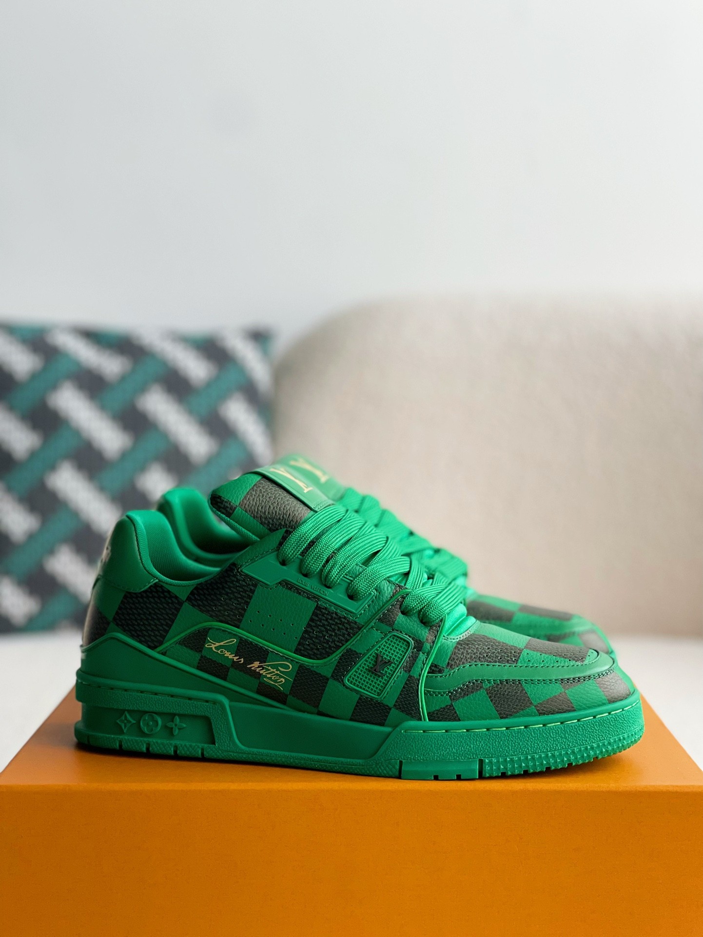 LOUIS VUITTON TRAINER MAXI SNEAKERS