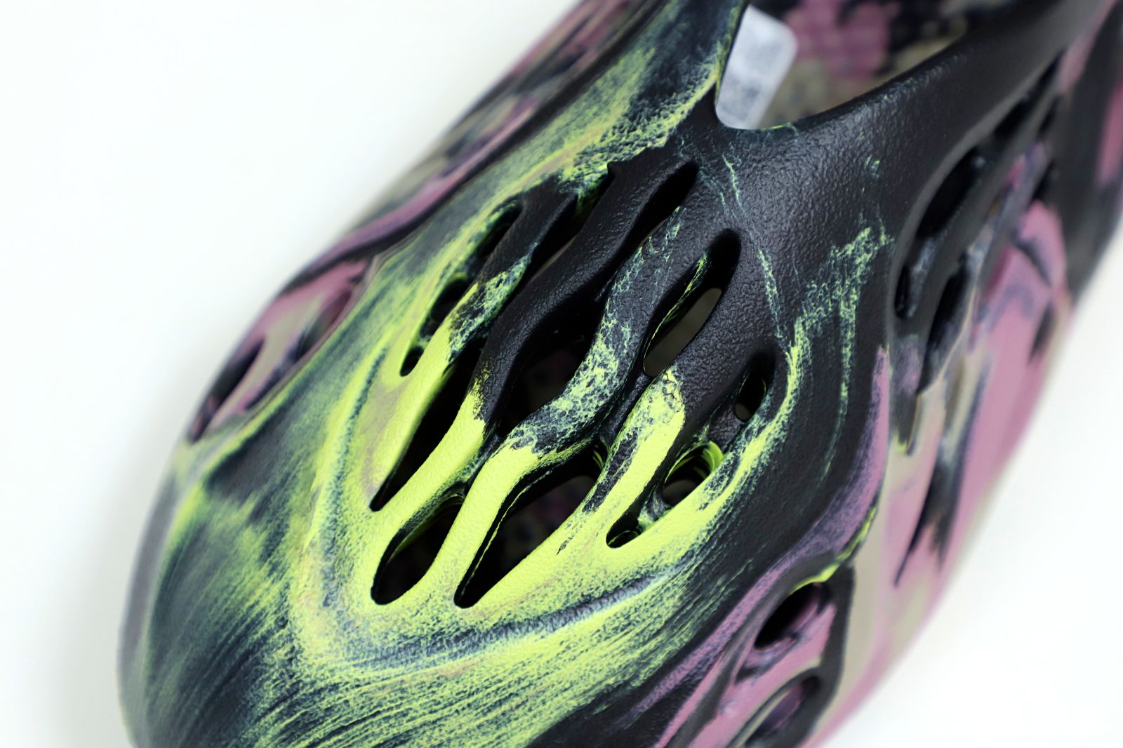 YEEZY FOAM RUNNER MX CARBON 2022 (IG9562)