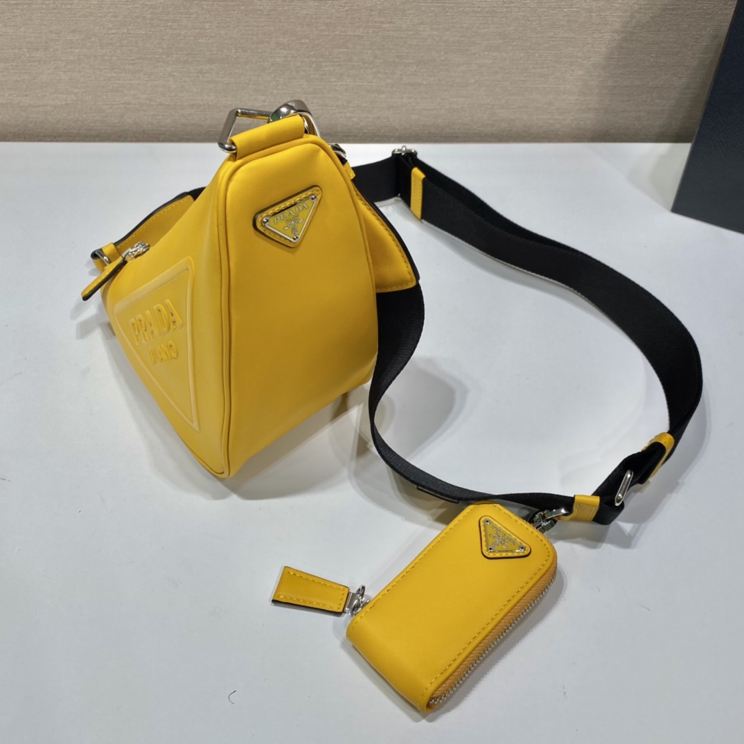 𝐏𝐑𝐀𝐃𝐀 Triangle Crossbody Bag 1BH190