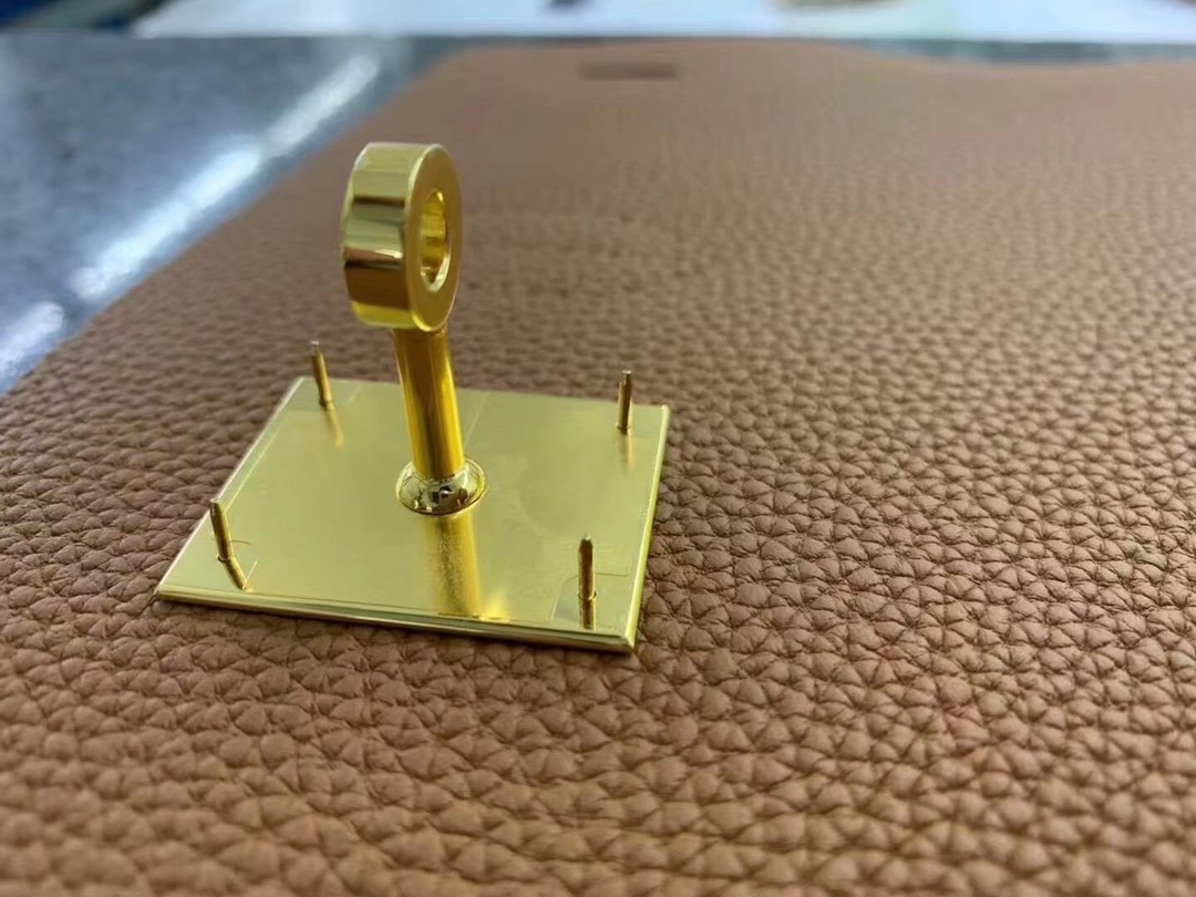 Hermes bag making process：We are a bag workshop, so we have been sending production drawings