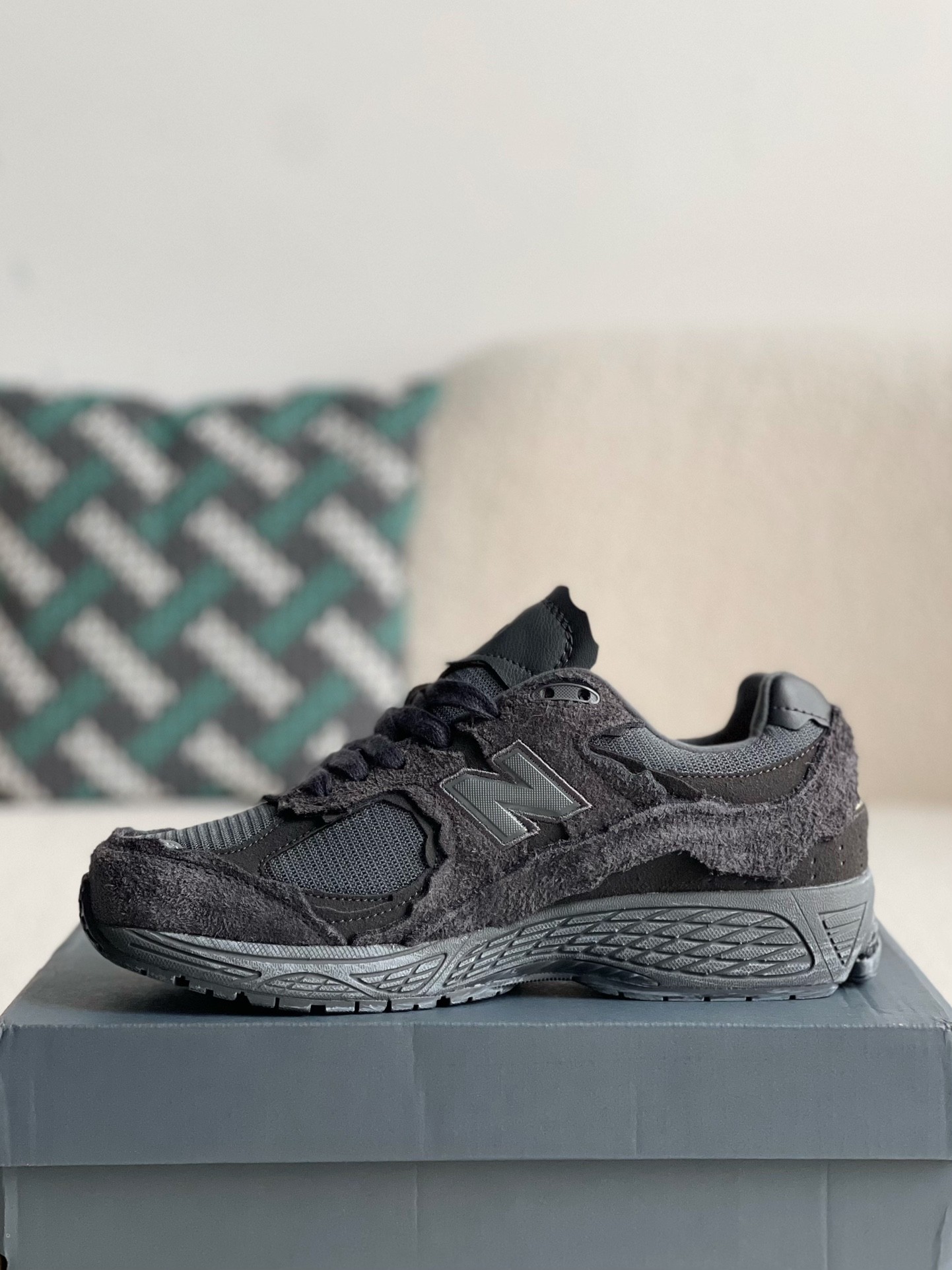 SupBro xNew Balance NB 2002R Protection Pack Sneakers