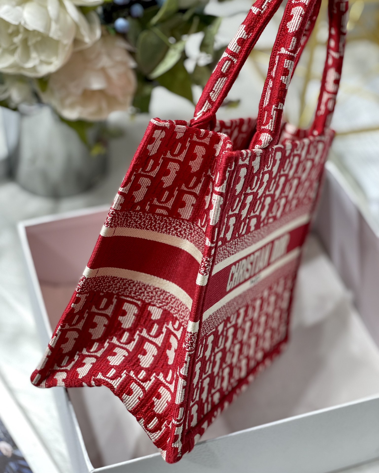 DIOR TOTE Classic Red Embroidery