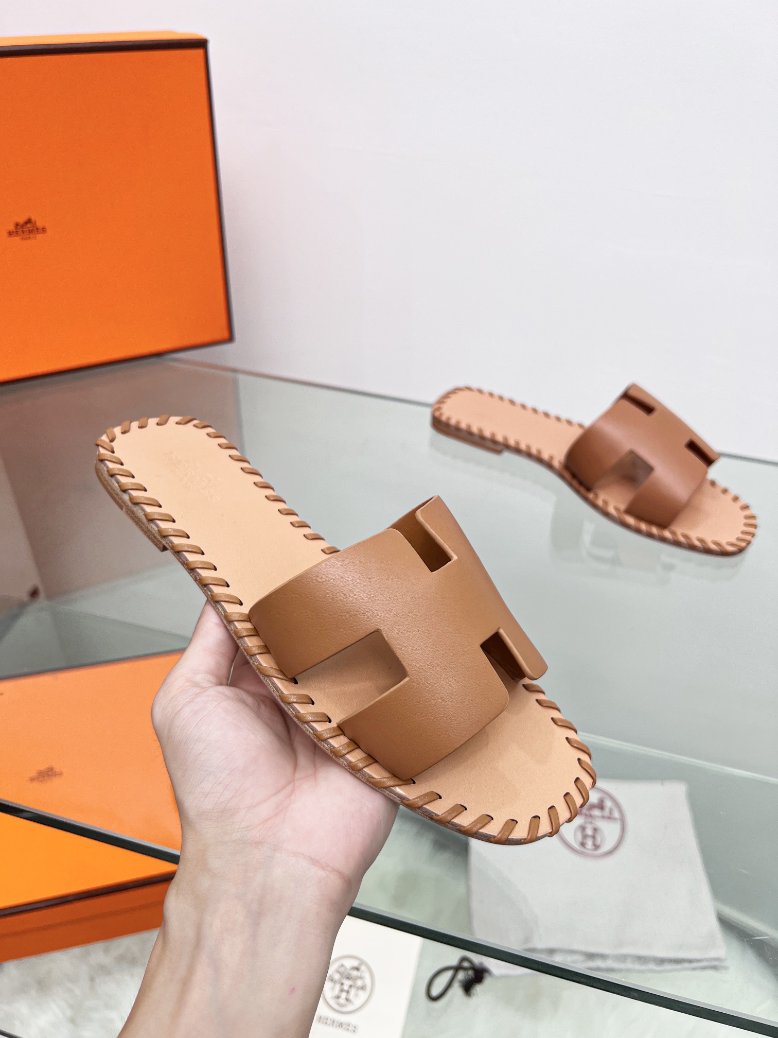 Hermes early spring new slippers