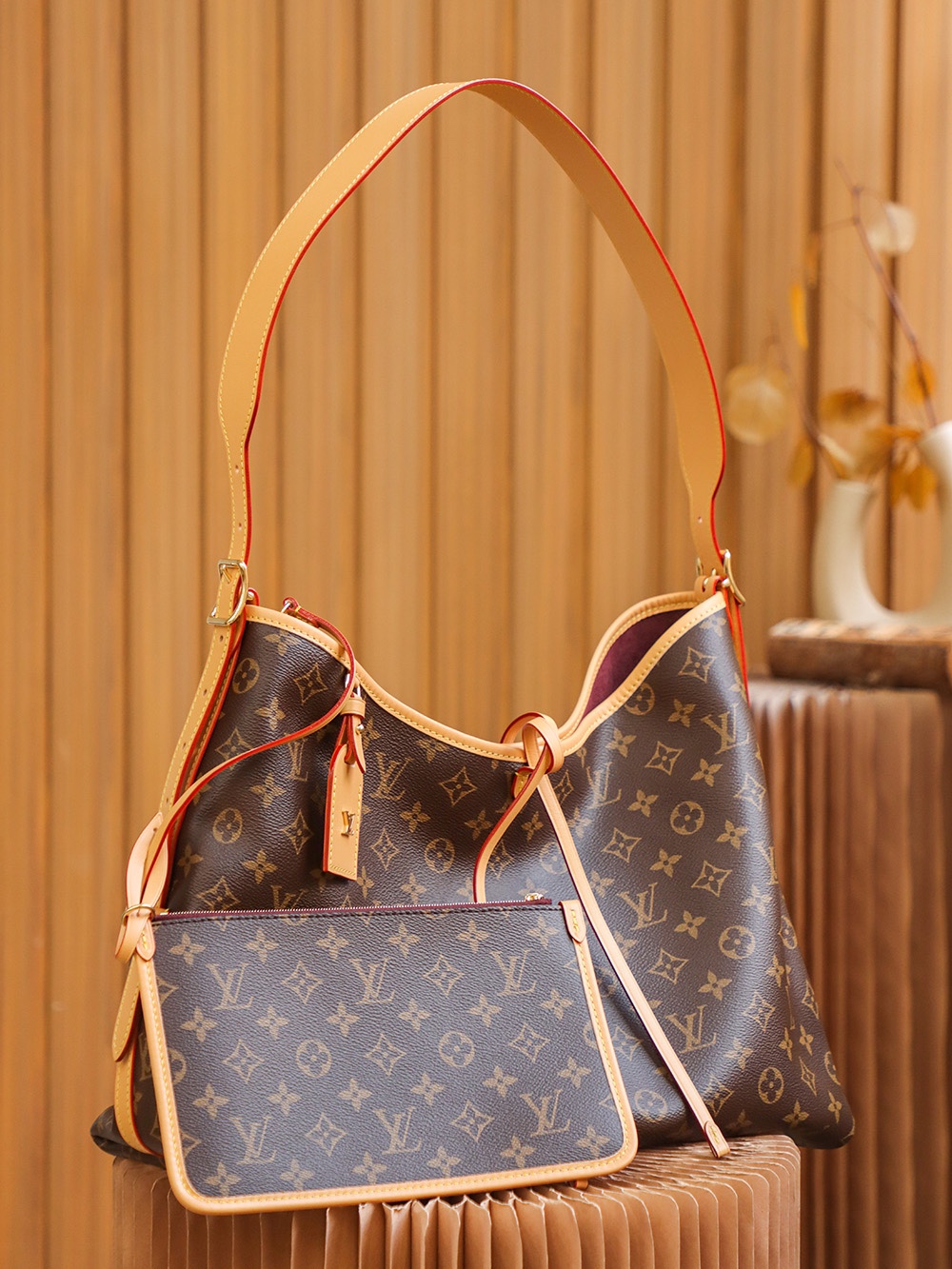 Louis Vuitton 𝐂𝐀𝐑𝐑𝐘𝐀𝐋𝐋 Medium #M46197#