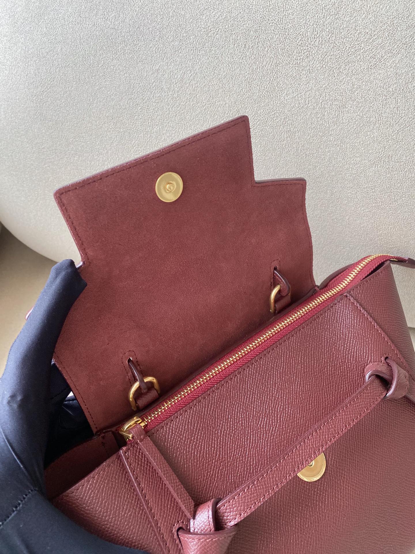 𝐂𝐞𝐥𝐢𝐧𝐞 Belt Bag Catfish Bag Small Grained Calfskin