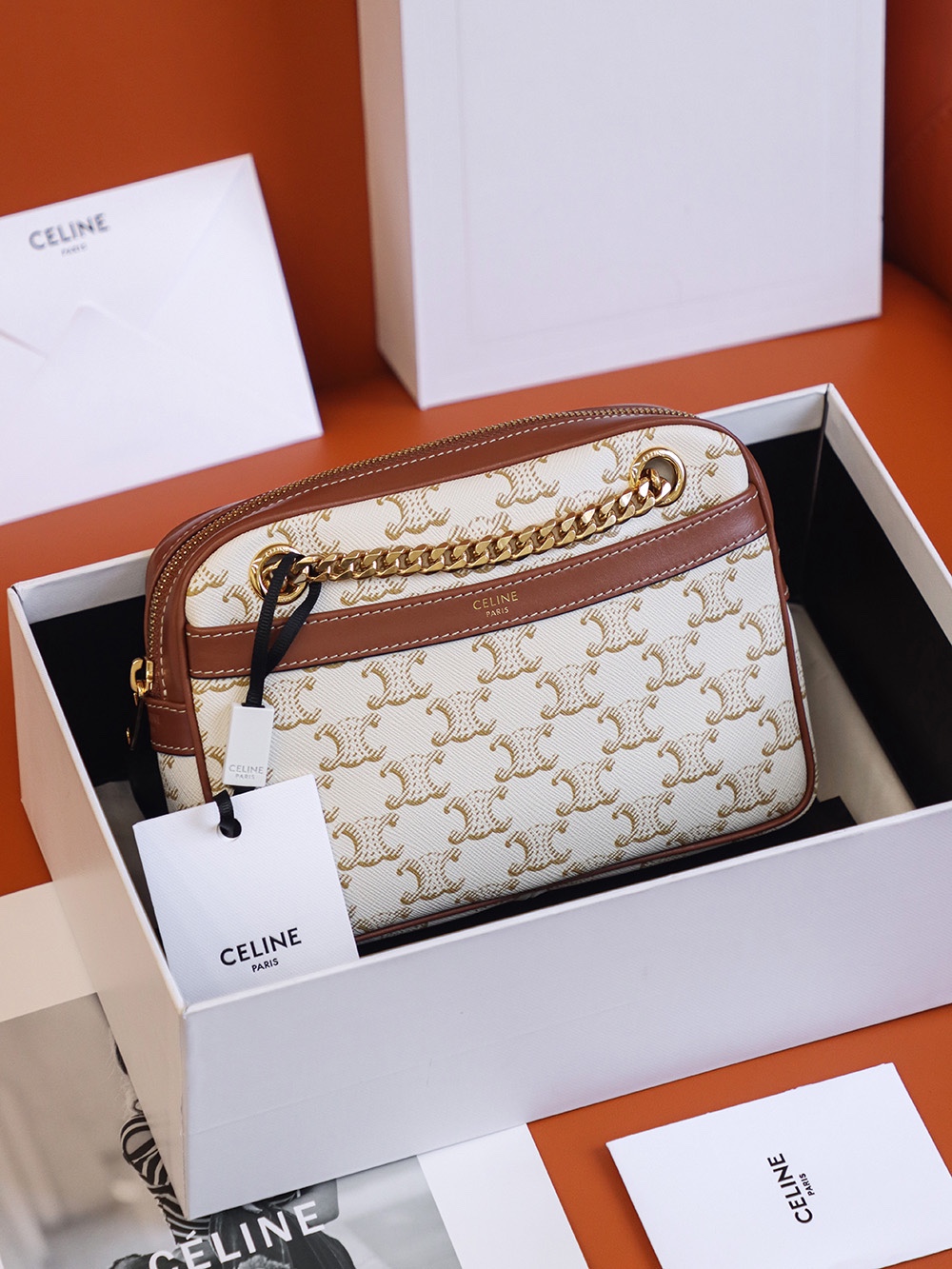 𝐂𝐞𝐥𝐢𝐧𝐞  𝐏𝐀𝐓𝐀𝐏𝐀𝐍𝐒 #196252